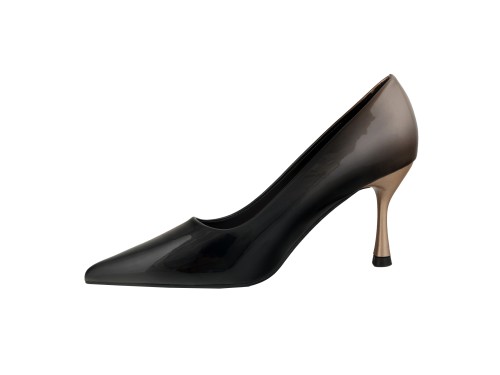 Dècolletè pumps in vernice con sfumatura colore