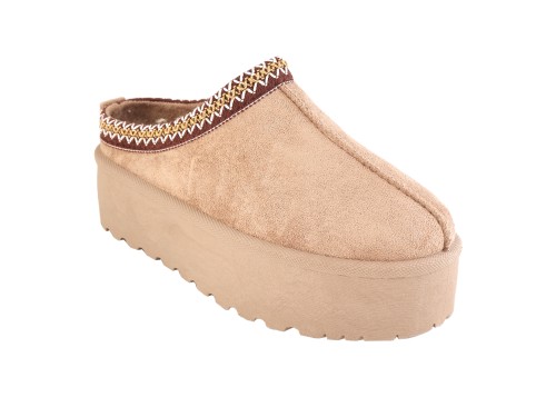 Ciabatte in simil camoscio imbottite con platform