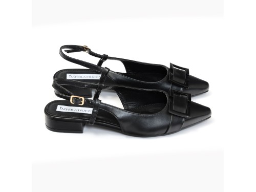 Ballerine slingback in simil pelle con dettaglio sulla punta