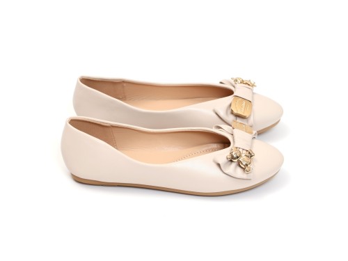 Ballerine in simil pelle con fiocco e dettagli color oro sulla punta