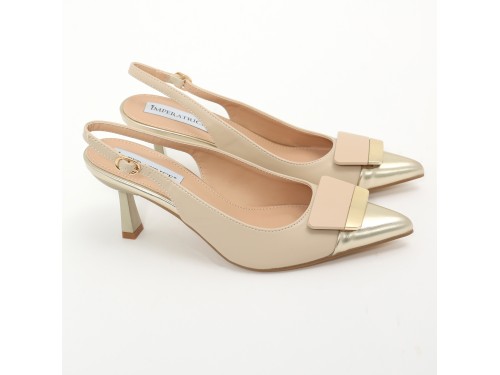 Dècolletè slingback bicolore con applicazione sulla punta
