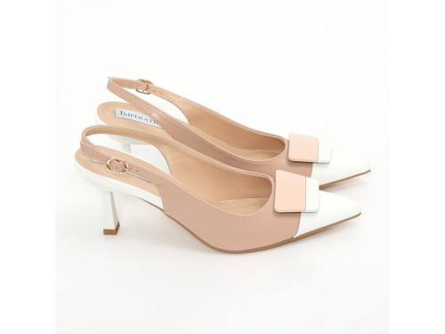Dècolletè slingback bicolore con applicazione sulla punta