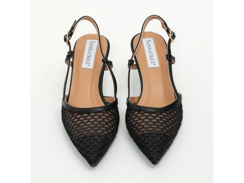 Dècolletè slingback in simil pelle con ricamo