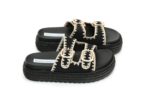 Sandali platform in simil pelle con fibbie color oro
