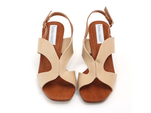 Sandali in simil pelle con tacco comodo