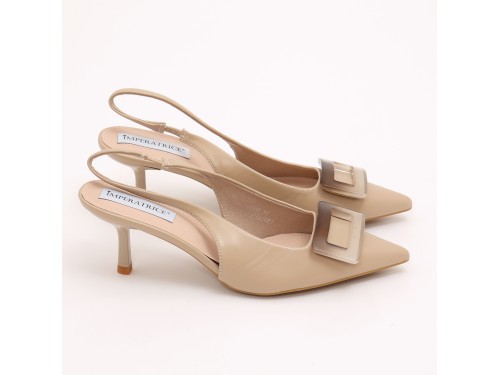 Dècolletè slingback in simil pelle con applicazione sulla punta