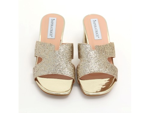 Sandali in simil pelle con tacco comodo e fascia brillantinata