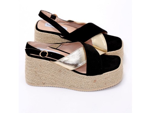 Sandali in simil pelle scamosciata con zeppa in rafia