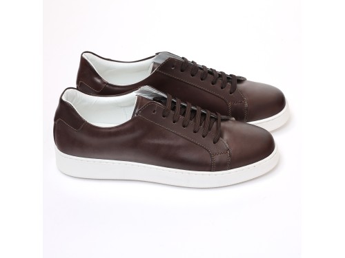 Sneakers stringate in pelle di vitello