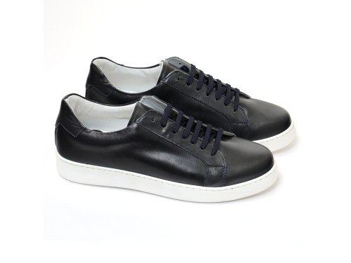 Sneakers stringate in pelle di vitello