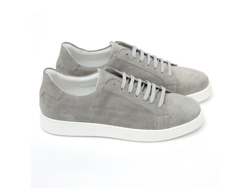 Sneakers stringate in camoscio