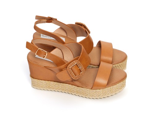 Sandali in simil pelle con zeppa