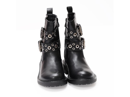 Stivaletto in simil pelle con cinturini
