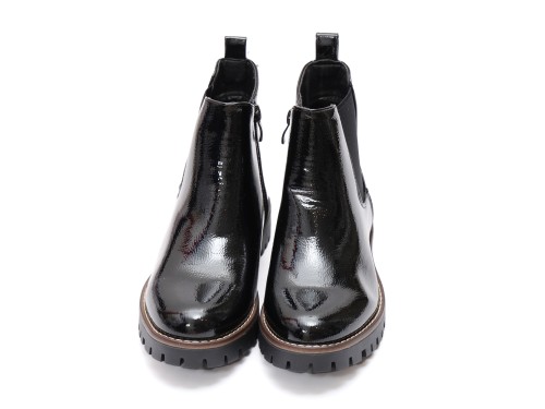 Stivaletto in simil pelle con elastico laterale