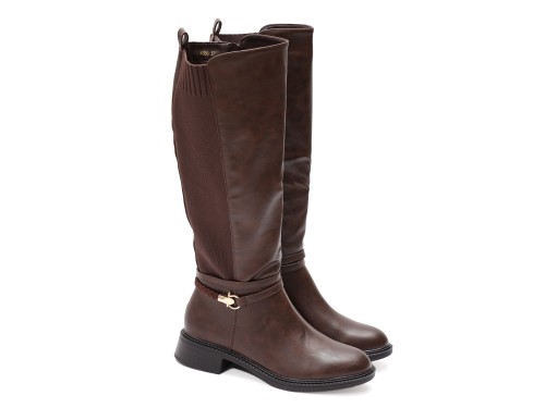 Stivale in simil pelle con cinturino e elastico laterale