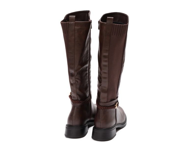 Stivale in simil pelle con cinturino e elastico laterale