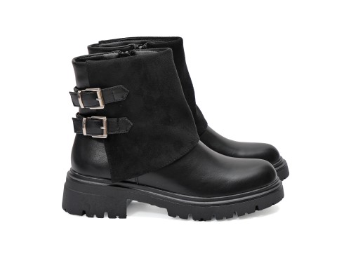 Stivaletto in simil pelle con cinturini e pelle camosciata