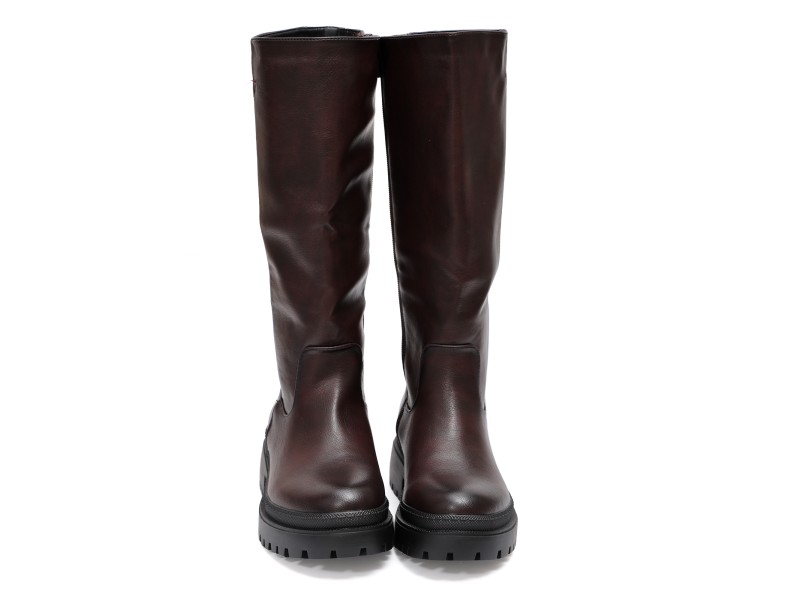 Stivale in simil pelle con tacco comodo e elastico alla circonferenza