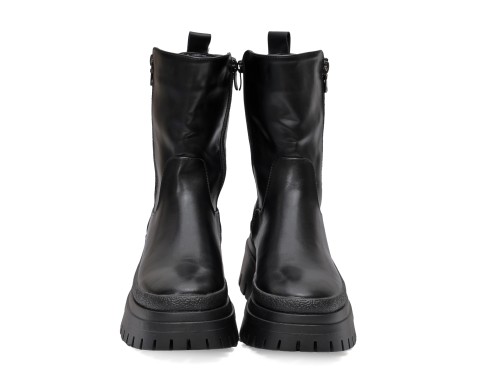 Stivaletto in simil pelle con cintura finta