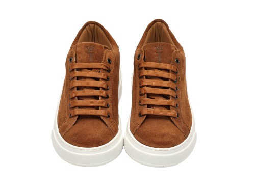 Sneakers stringate in vera pelle scamosciata