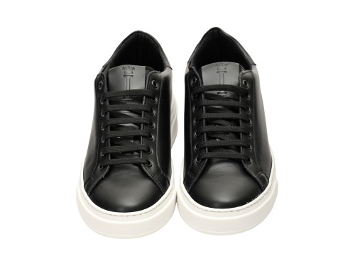 Sneakers stringate in vera pelle