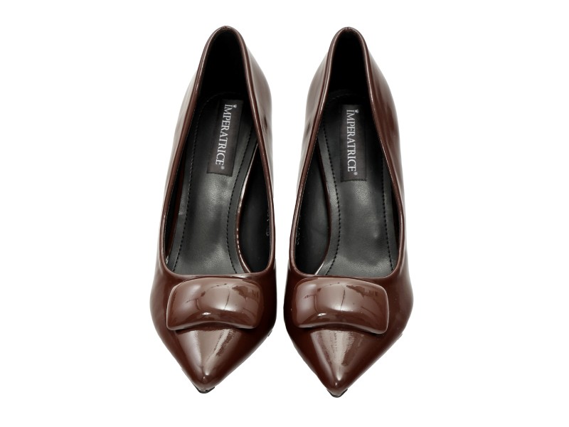 Decolletè in simil pelle verniciata con applicazione