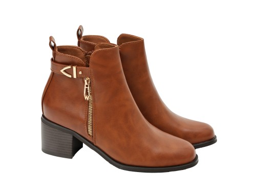 Stivaletti in pelle con tacco comodo