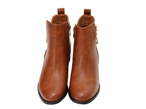 Stivaletti in pelle con tacco comodo