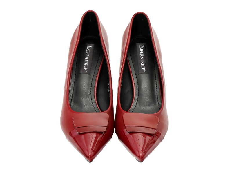 Decolletè in simil pelle con applicazione