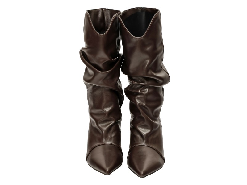 Stivaletto in simil pelle con tacco basso