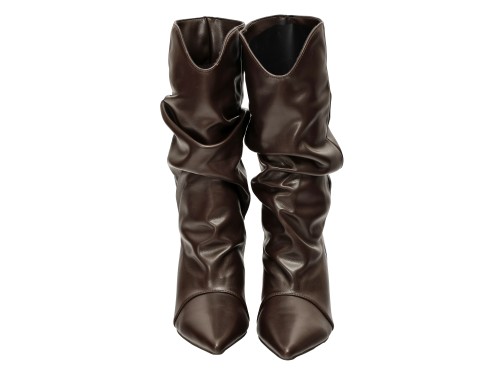 Stivaletto in simil pelle con tacco basso