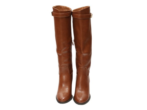 Stivale in simil pelle con tacco alto largo