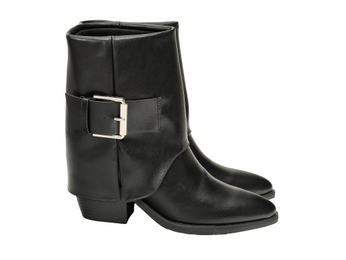 Stivaletto in simil pelle con fibbia