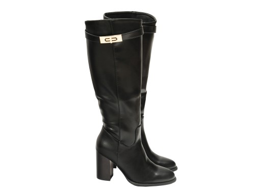 Stivale in simil pelle con tacco alto largo