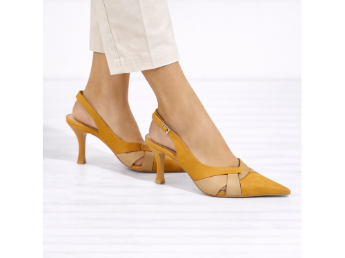 Decolletè con cinturini regolabile - tacco 8,5 cm