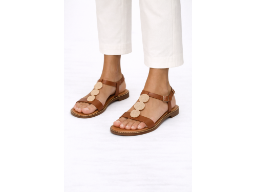 Sandali con cinturino - tacco 2,0 cm