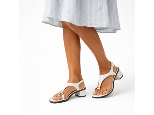 Sandali infradito con accessorio - tacco 6,5 cm