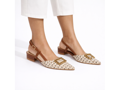 Sandali bassi - applicazione accessorio - tacco 2,5 cm