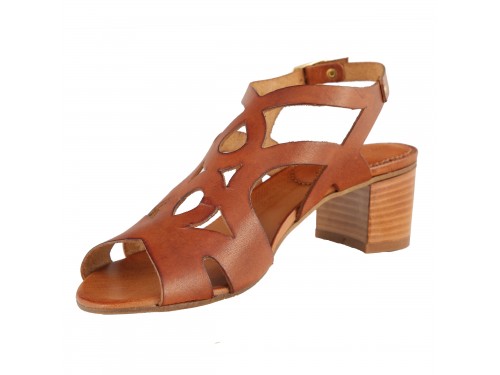 Sandali in pelle cuoio