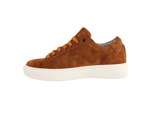 Sneakers in camoscio