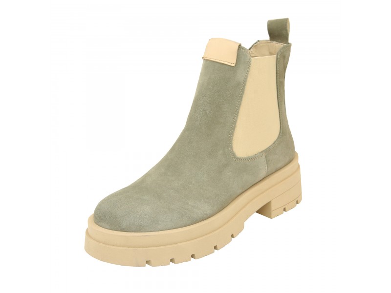 Stivaletti sales in camoscio